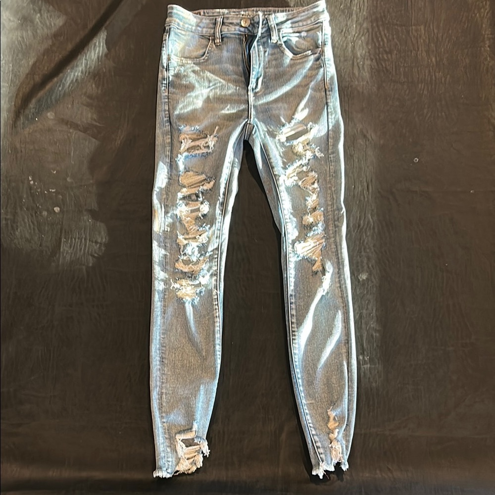 American Eagle Outfitters Light Wash Skinny Distressed Jeggings